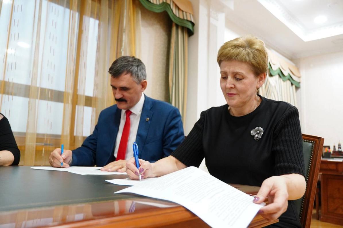 Дорогу молодым!