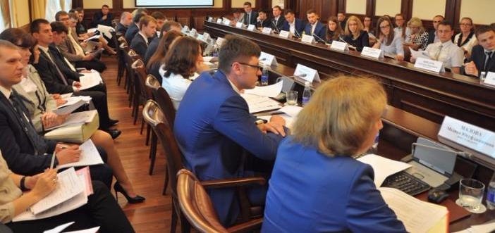 Первое заседание Совета по молодежной