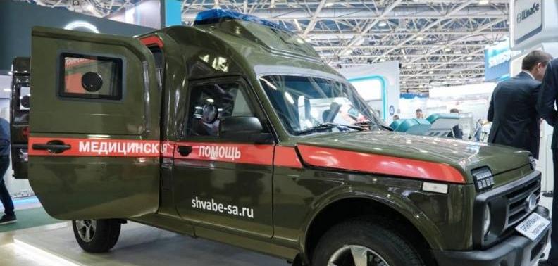 Ростех представил бронированную Lada Niva Legend медицинского назначения